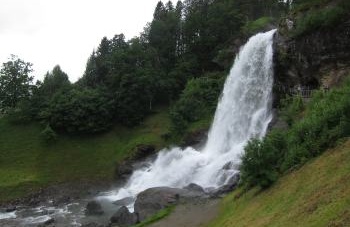 Steinsdalsfossen